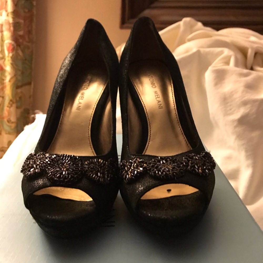 Antonio Melani Black Embellished Platform Heels Size 7.5